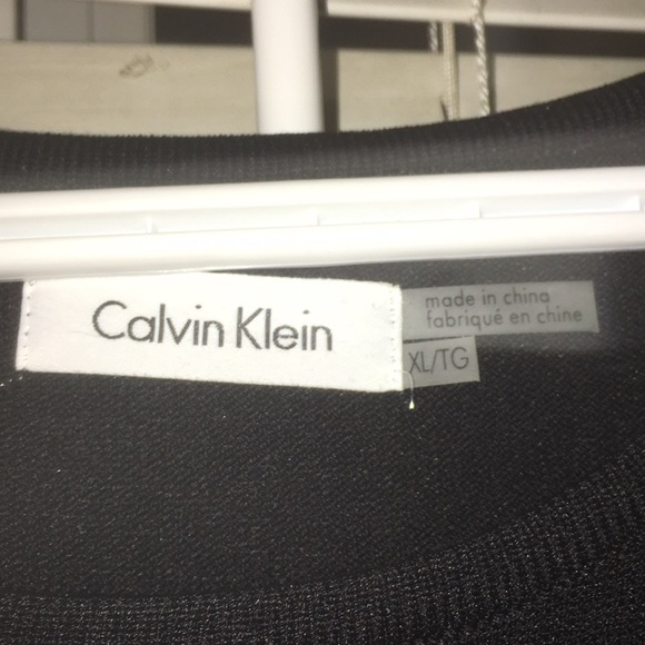 Beautiful dress - Picture 2 of 4